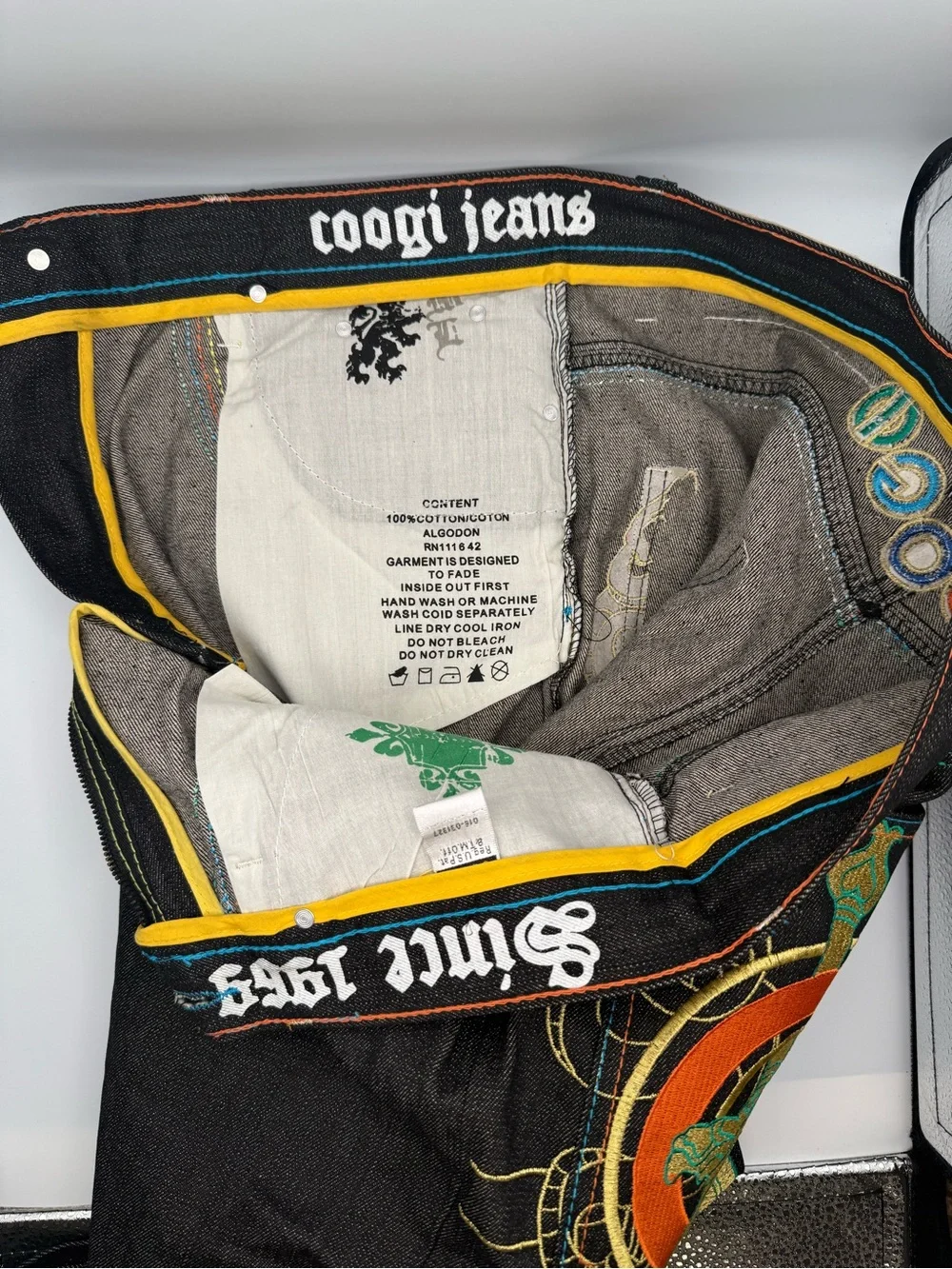 NWT Vintage COOGI Baggy Hip Hop Denim Shorts Dagger Snake Embroidery 34